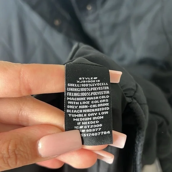 550 - Social Standard By Sanctuary NWT Black Puffer Jacket Size Large - Picture 4 of 6